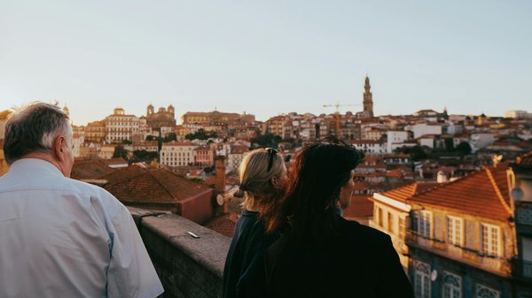 Explorez bordeaux : le guide complet pour découvrir ses vignobles cachets